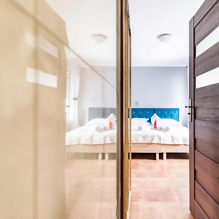 Reveliqa2 - Goscinne I Apartament