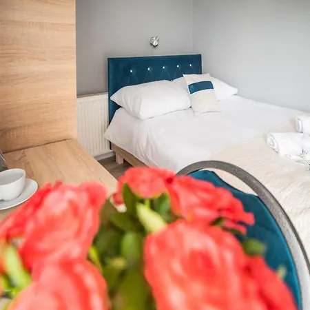 Reveliqa2 - Goscinne I 아파트 *