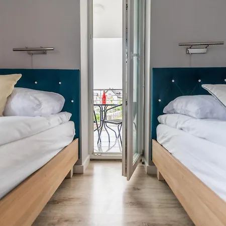 Reveliqa2 - Goscinne I