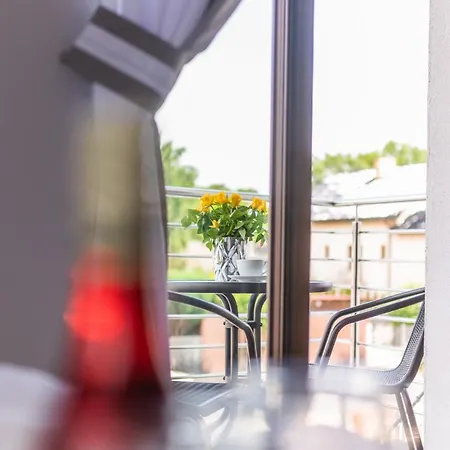 Reveliqa2 - Goscinne I * 포비에로보