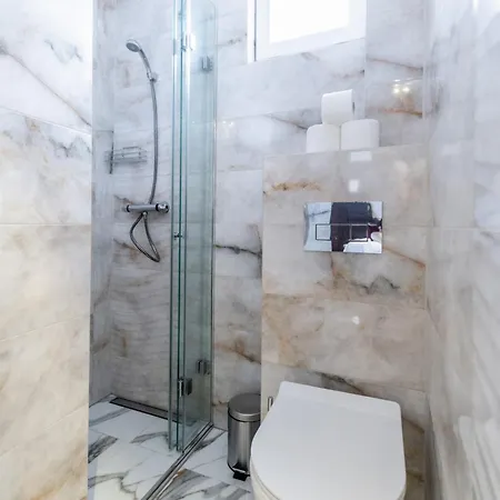 Apartamento Reveliqa2 - Goscinne I *