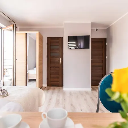 Apartamento Reveliqa2 - Goscinne I