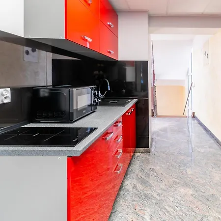 Reveliqa2 - Goscinne I Apartamento Pobierowo