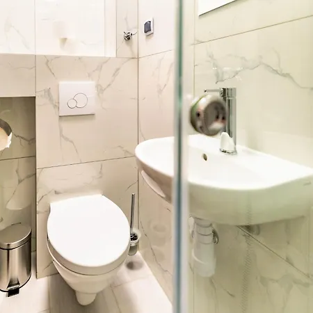 아파트 Reveliqa2 - Goscinne I