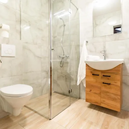 Apartamento Reveliqa2 - Goscinne I Pobierowo