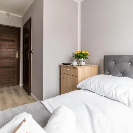 Reveliqa2 - Goscinne I 아파트 포비에로보