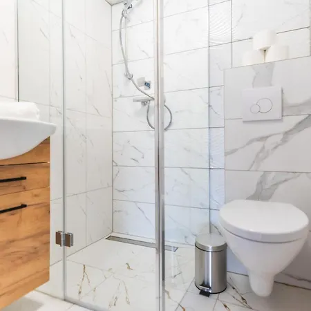 Reveliqa2 - Goscinne I 포비에로보